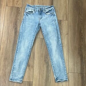 American Eagle Outfitters Light Blue Skinny Jeans | size 26